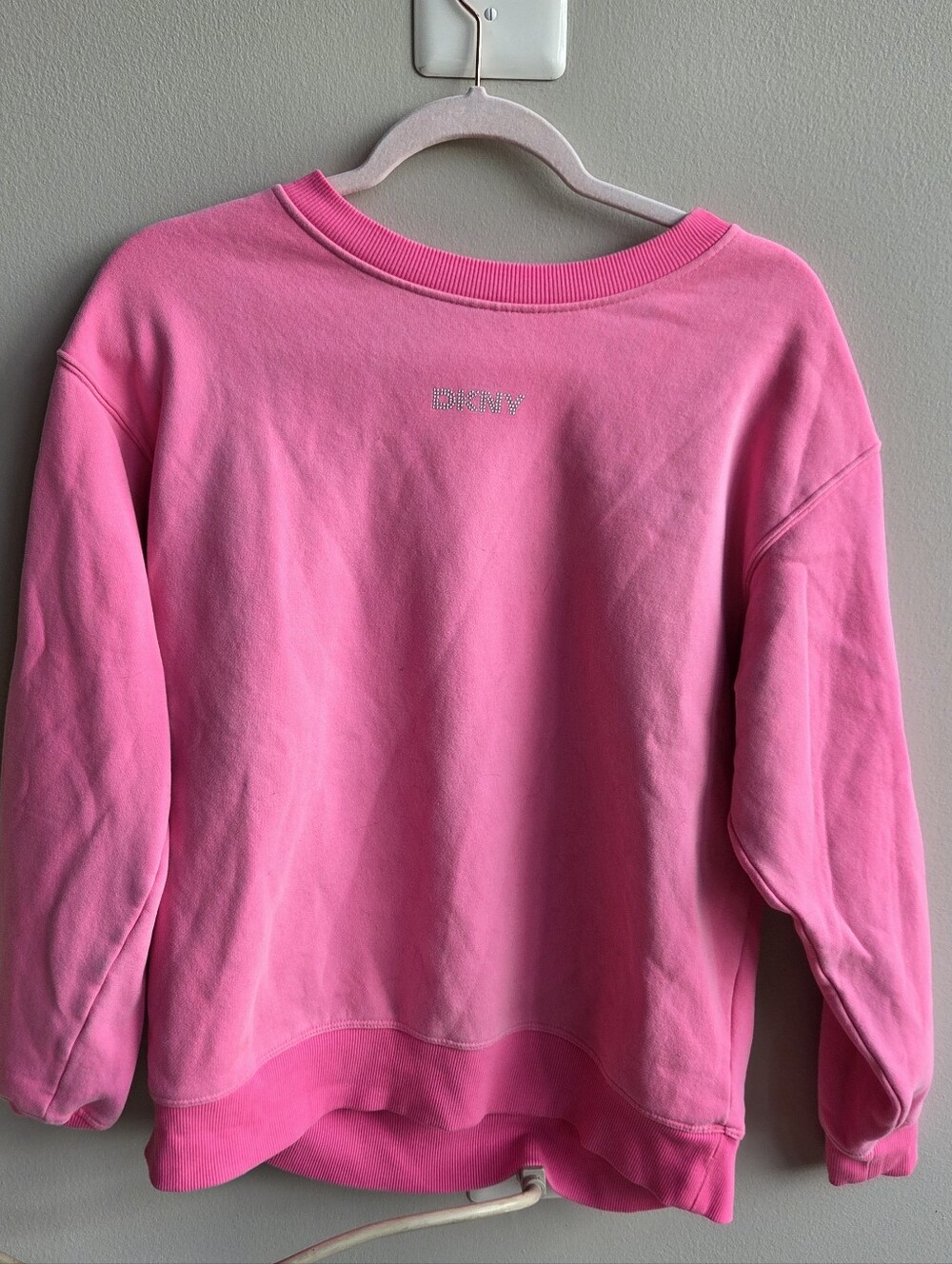 DKNY SPORT retro pink pullover
